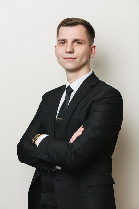 Дмитрий Гарбузов